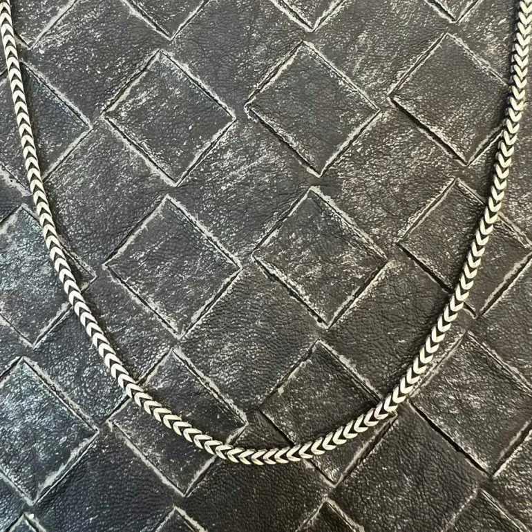 Fyrkantig Francolänk Oxiderat Silver - Halsband