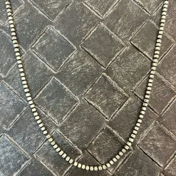 Fyrkantig Kulkedja Oxiderat Silver - Halsband