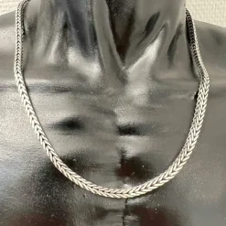 Fyrkantig Rävsvanslänk Oxiderat Silver - Halsband