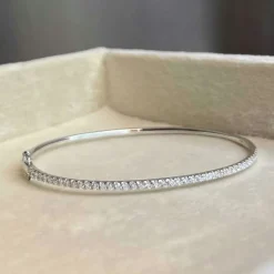 Guldarmring Diamonds 18K Vitguld - 0,92 ct