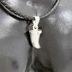 Hänge Animal Tooth Silver