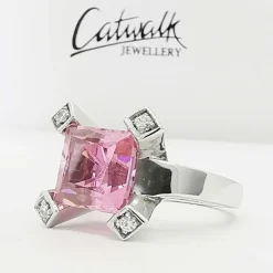 Ring Square Pink Sparkling Silver