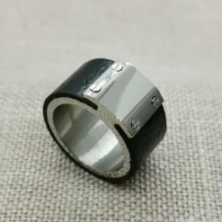 Ring Svart Läder & Stål