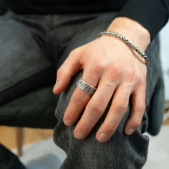 Ring Uneven Oxiderat Silver
